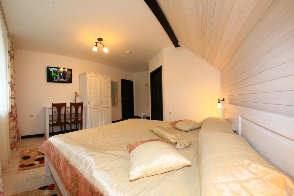 Pensiunea Casa Elvira Vama  Exterior foto