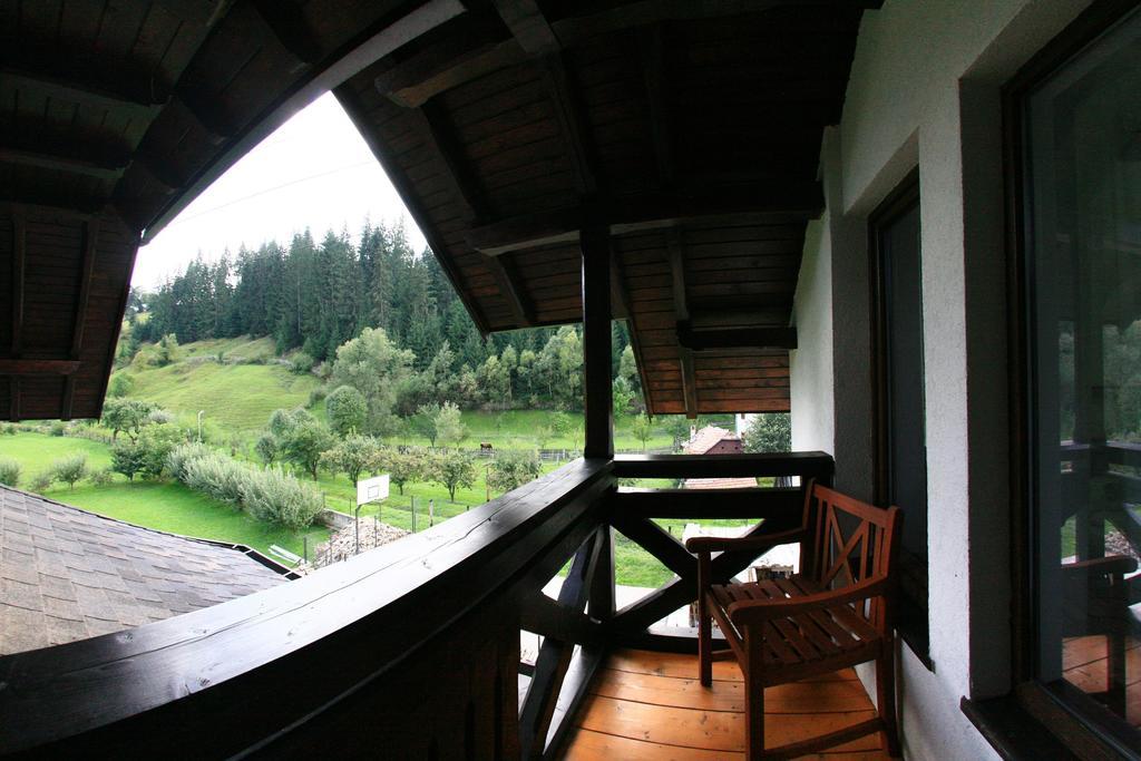 Pensiunea Casa Elvira Vama  Exterior foto